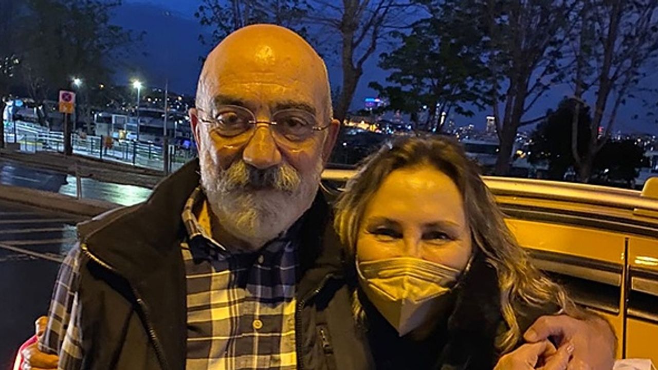 Yazar ve Gazeteci Ahmet Altan tahliye edildi! İşte ilk fotoğrafı