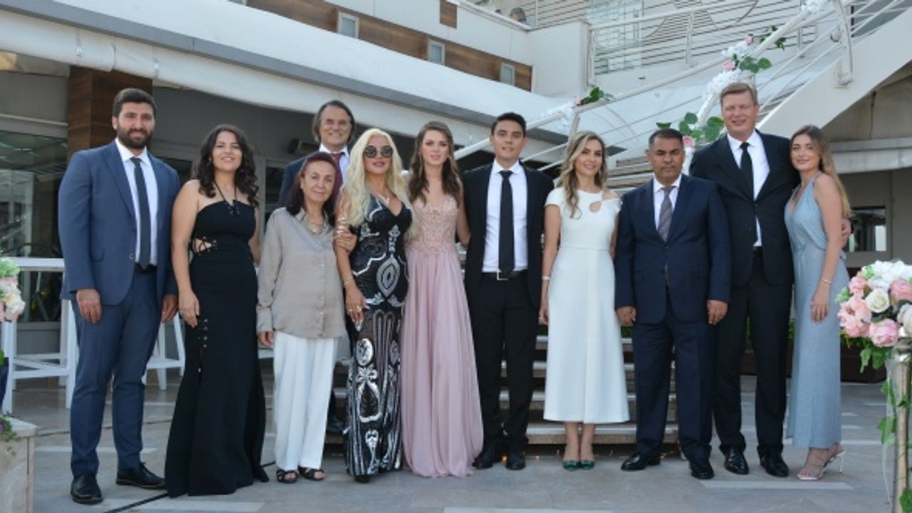Batuhan Altınbaş İle Ece Kask Antep Usulü Nişan Yaptı