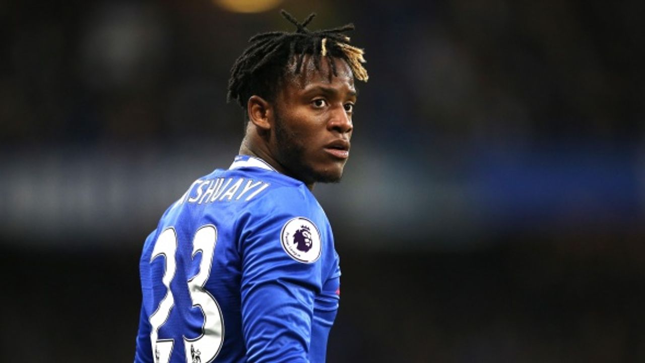 Beşiktaş'ın Yeni Golcüsü Belçikalı Yıldız Batshuayi Bu Gece İstanbul'a Geliyor