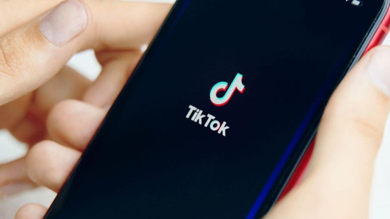 TikTok bazı videolara yaş kısıtlaması getirecek