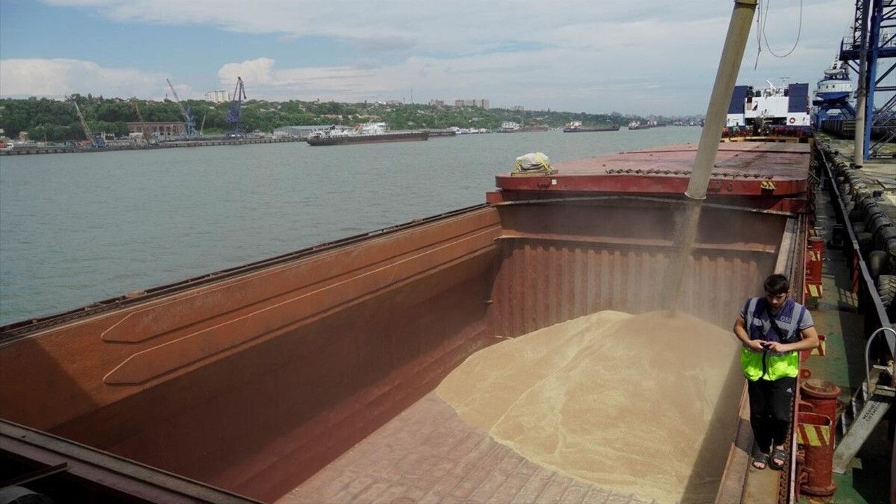 Odessa'dan ilk tahıl gemisi yola çıkıyor