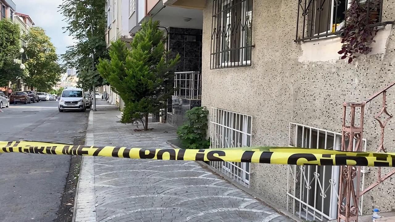 İstanbul Gaziosmanpaşa'da bir kişi eşini ve yeğenini öldürdü kızını yaraladı!