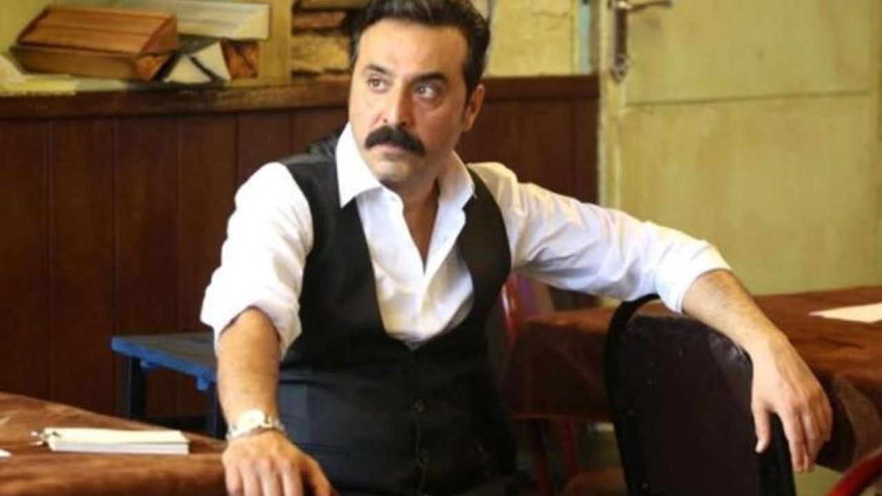 Ünlü oyuncu Mustafa Üstündağ'dan sürpriz nikah!