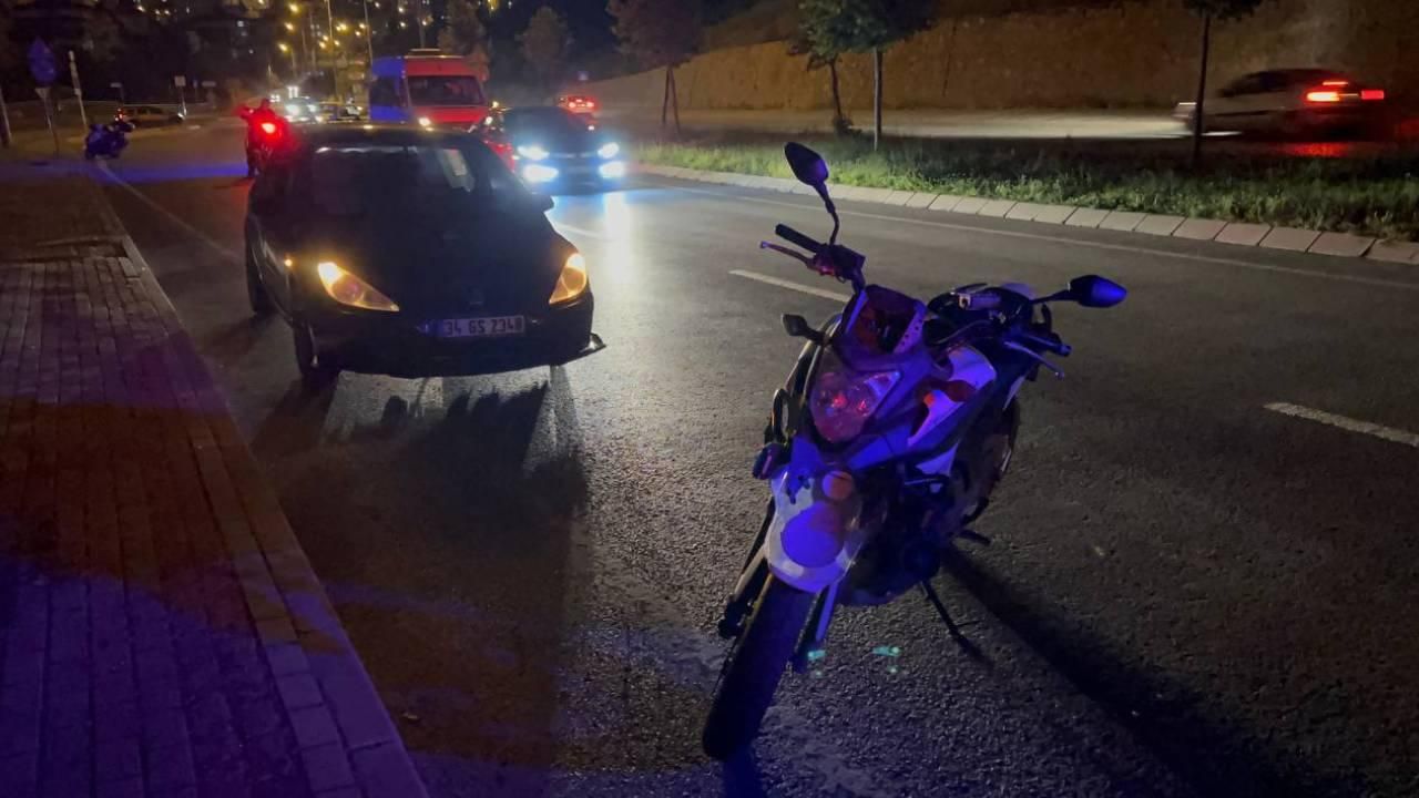 Kocaeli'de otomobilden fırlayan tekerlek Polis motosikletine çarptı