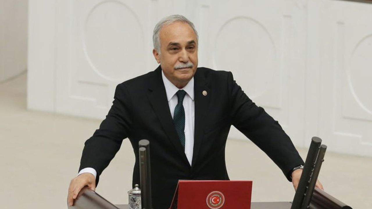 AK Parti Milletvekili Ahmet Eşref Fakıbaba partisinden istifa etti