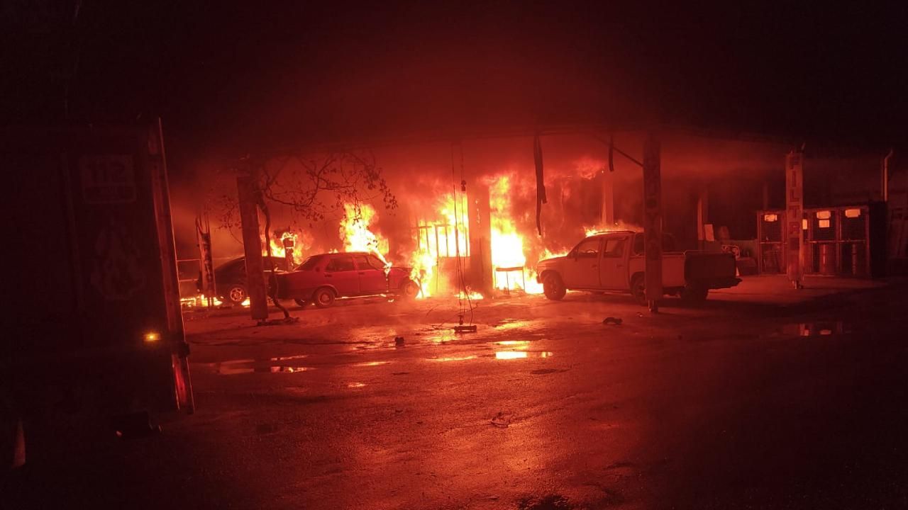 Muğla'nın Menteşe ilçesinde oto tamirhanesinde yangın