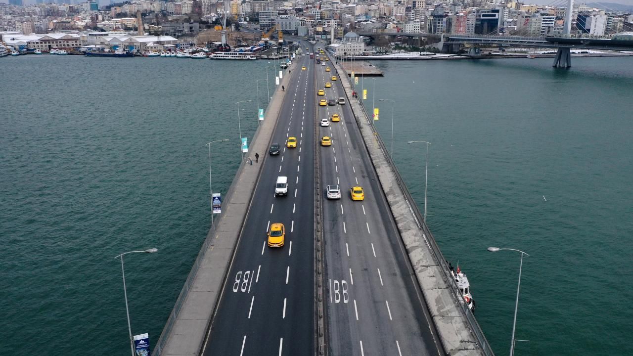 İstanbul'da Galata ve Atatürk Köprüleri trafiğe kapatılacak
