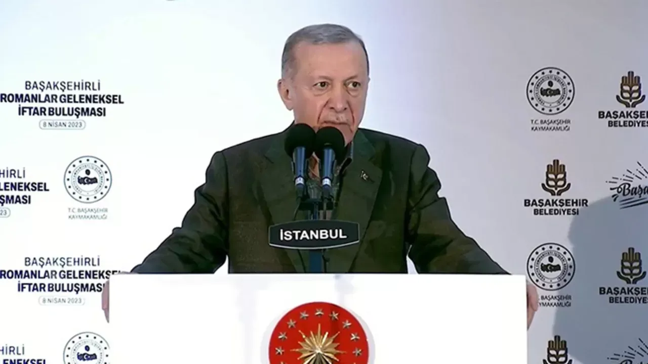 Cumhurbaşkanı Erdoğan Romanlarla bir araya geldiği iftar programında konuştu