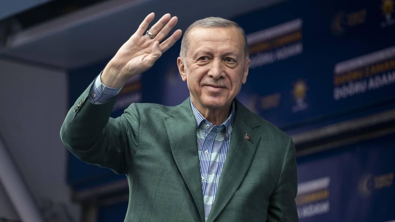 Cumhurbaşkanı Erdoğan siyaset yolculuğunu anlattı