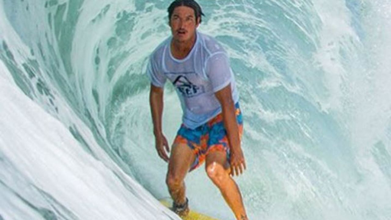 Ünlü Sörf yıldızı Mikala Jones'un trajik ölümü