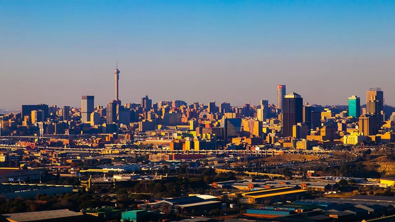 Güney Afrika'da yangın faciası! 73 kişi öldü çok sayıda kişi yaralandı