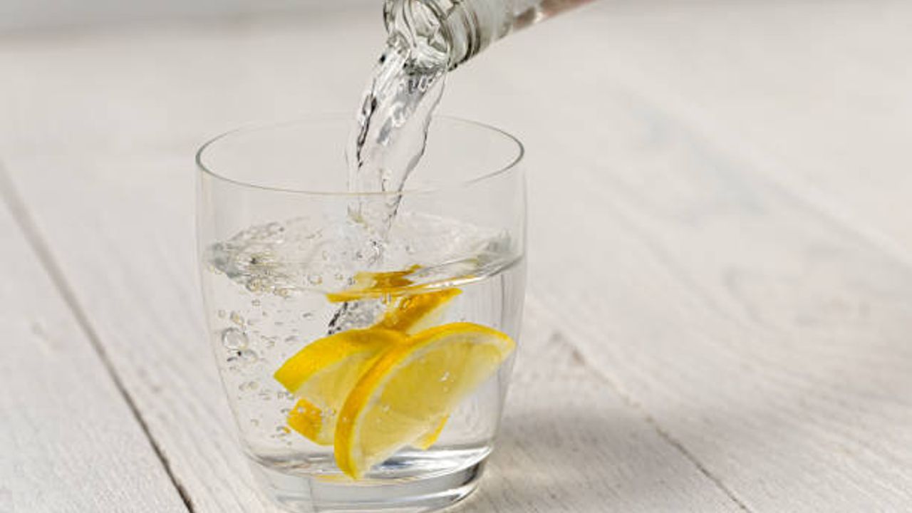 Limonlu su vücutta nelere iyi gelir?