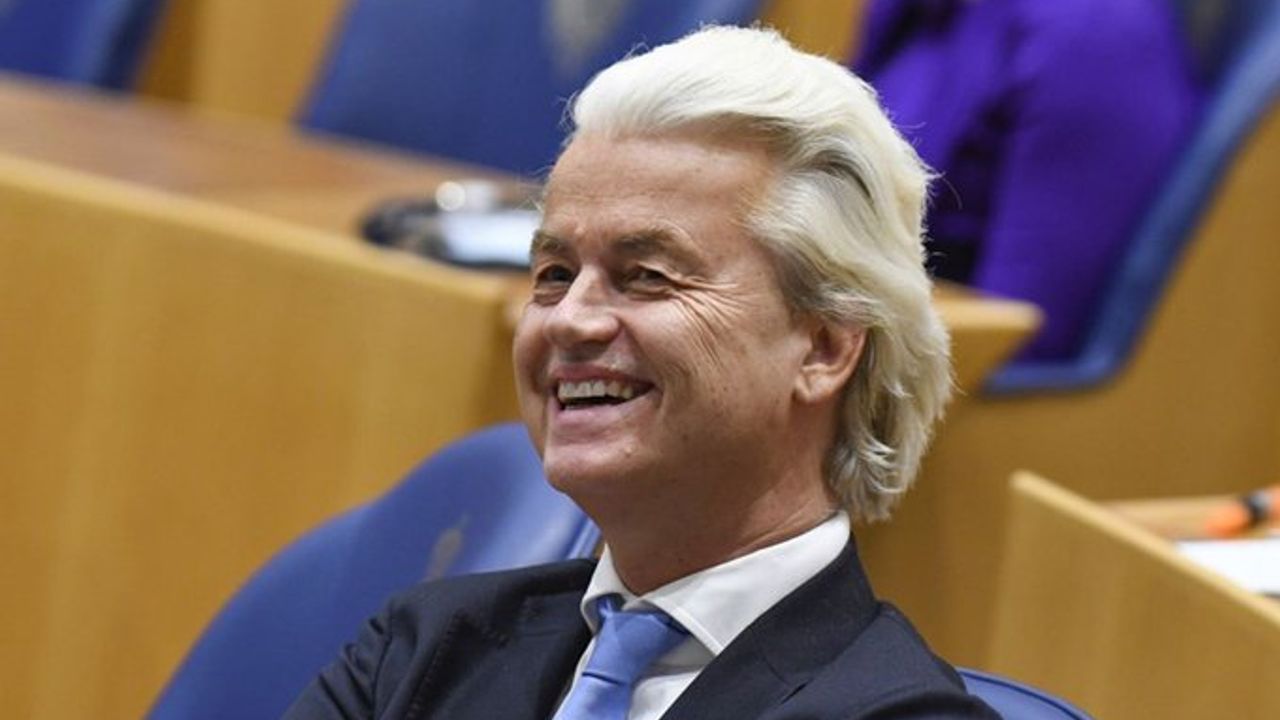 Hollanda Başbakanı Geert Wilders'dan Süper Kupa paylaşımı