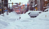 ABD'de kar fırtınası hava ve kara trafiğini felç etti!