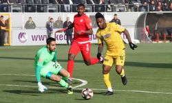 Yeni Malatyasporlu Thievy Bifouma Çin'e transfer oldu