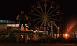 İzmir Gaziemir'de bir lunaparkta eğlence halatı koptu! Yaralılar var