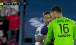 Paris Saint Germain-Marsilya maçında yumruklar tekmeler havada uçuştu