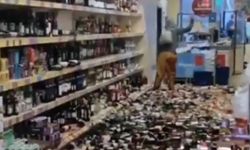 Sinir krizi geçiren kadın marketteki içkileri bakın ne yaptı