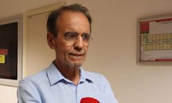 Prof. Dr. Mehmet Ceyhan, canlı yayında fenalaşarak hastaneye kaldırıldı