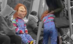 New York metrosunda bebek Chucky saldırısı!