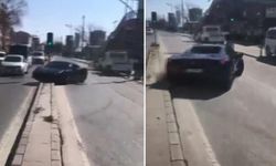 İstanbul Maltepe'de lüks otomobille kaldırıma çıktı!