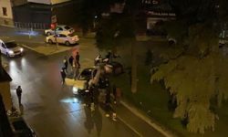 Kadıköy'de Alex de Souza heykeline araba çarptı!