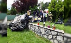 Bursa'da otomobil villa bahçesine uçtu!