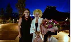 Gülsin Onay, Bodrum'da Gün Batımına Karşı Verdiği Piyano Resitaliyle Büyüledi!