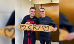 Ünlü Fenomen CZN Burak Cristiano Ronaldo'nun Kendisine Yaptığı Teklifi Açıkladı