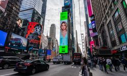 Gülçin Ergül New York Times Square’de