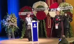 Hülya Koçyiğit Fatma Girik'in cenaze töreninde siyasetten bahsedince sosyal medyanın gündemine oturdu