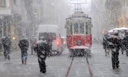 AKOM ve Meteoroloji'den İstanbul için flaş uyarı! Saat verdiler