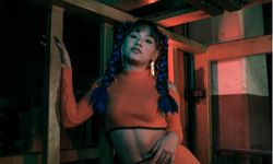 K-Pop Akımı Artık Türkiye'de 'Pinkeu Hilal - Şizofren' Klibi Yayında
