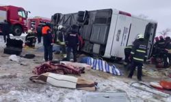 Konya'da tur otobüsü şarampole devrildi! Ölü ve yaralılar var