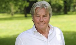 Dünyaca ünlü aktör Alain Delon hayatını kaybetti