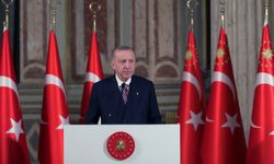 Cumhurbaşkanı Erdoğan ünlü isimlerle iftar yemeğinde buluştu! İşte davete katılan ünlüler