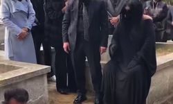 Bülent Ersoy'un babasının mezarı başındaki diyaloğu viral oldu