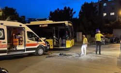 İstanbul Kadıköy'de ambulans ile İETT otobüsü çarpıştı