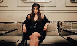 Çok Güzel Hareketler Bunlar'ın yıldızı Zeynep Koçak minicik eteğiyle direk dansı yaptı!