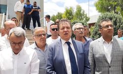 Balıkesir Edremit Belediye Başkanı Selman Hasan Arslan'a makamında saldırı