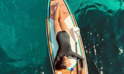Nisa Bölükbaşı denizin ortasında bikiniyle poz verdi! Instagram sallandı
