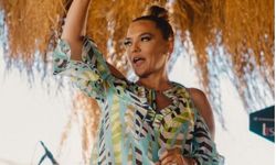 Demet Akalın kafasına şampanya boca etmişti! O kişi konuştu!