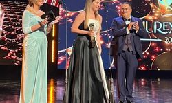 Eda Ece Murexdor2022'de "En İyi Kadın Oyuncu Ödülü"nün sahibi oldu