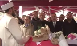 Abdurrahim Albayrak'ın torununu son yolculuğuna gözyaşlarıyla uğurladı