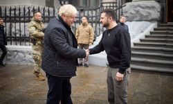 Boris Johnson Volodimir Zelenskiy ile bir araya geldi!