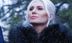 Sosyal medyanın Melek Targaryen’i Ece Üner'e konuk oldu