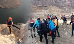 Siirt'te acı olay! 20 yaşındaki genç kendini uçuruma bıraktı