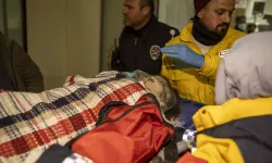 Depremden 258 saat sonra enkazdan sağ çıktı