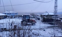 3 ilde şiddetli kar yağışı! Yollar beyaza büründü, ulaşım aksadı