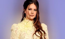 Ünlü şarkıcı Lana Del Rey evleniyor